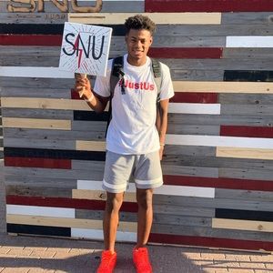 Meet your Posher, Josiah